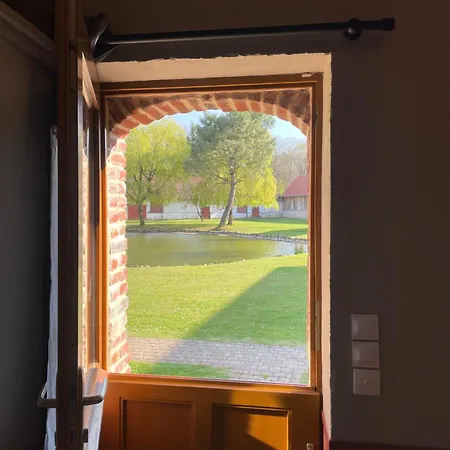 Domaine De Collen Bed & Breakfast